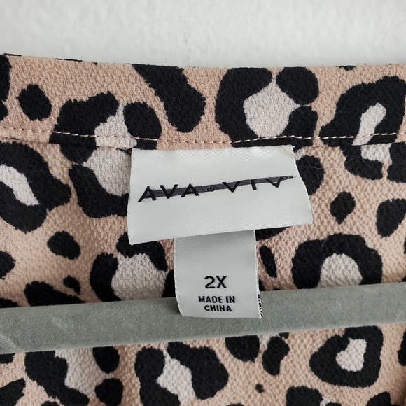Ava & Viv Leopard Print V-Neck Button Up Midi Dress 2X - Picture 3 of 10